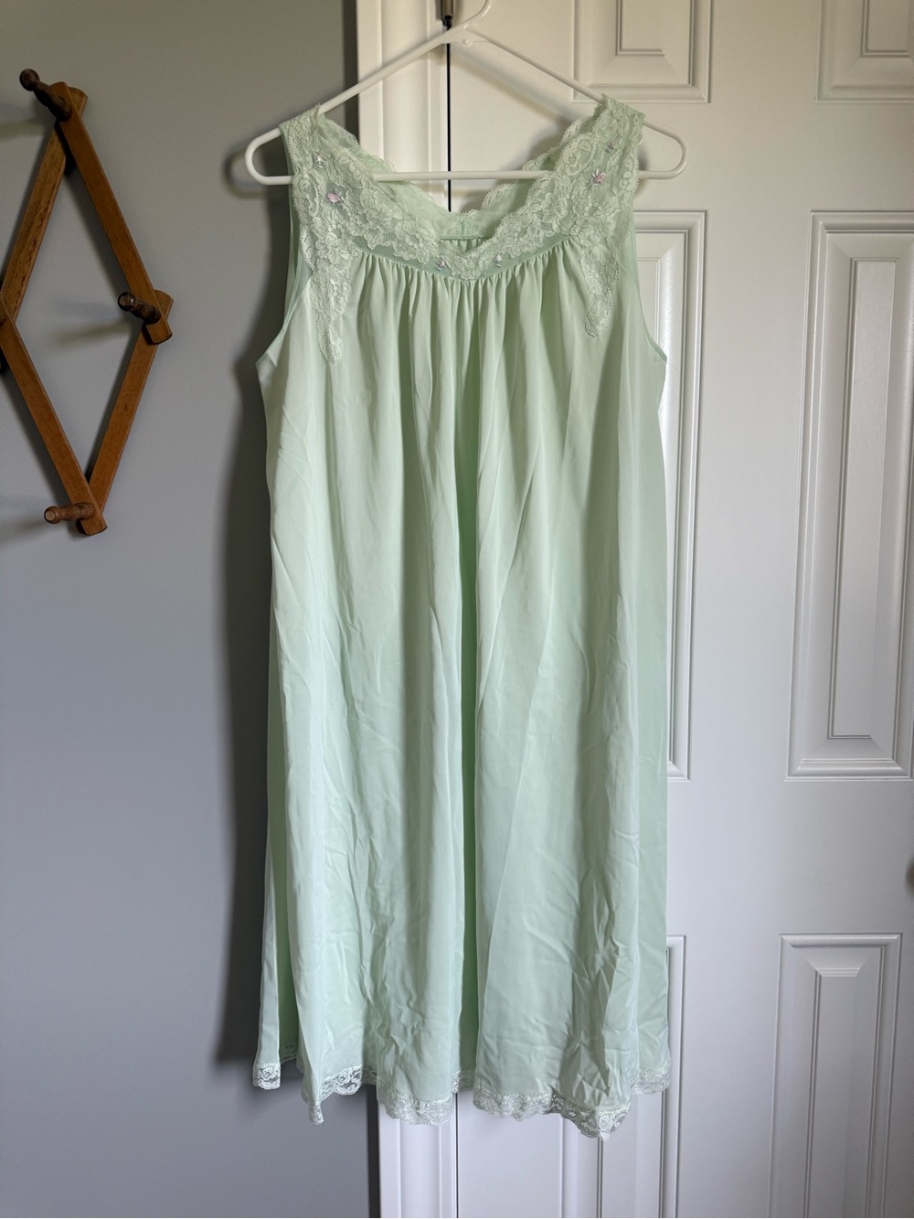 Sleeveless Lace-Trim Chemise in Mint Green